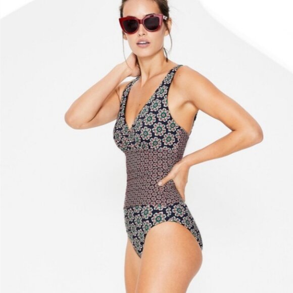 Boden Talamanca Floral V Neck Ruched Waist One Piece Swimsuit Size 16 Long - Picture 1 of 9